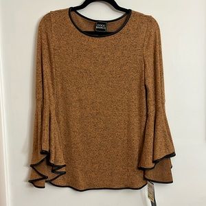 Coco Bianco Blouse with 3/4 Bell Sleeves